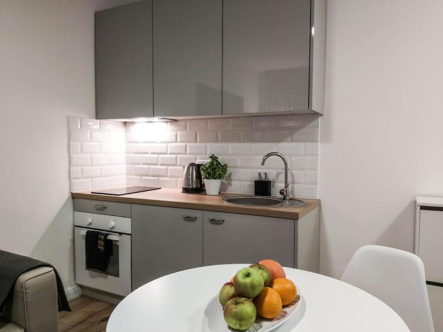 Bezagenta Mozart3 Studio Easy Access To City Wifi Warszawa Exteriör bild