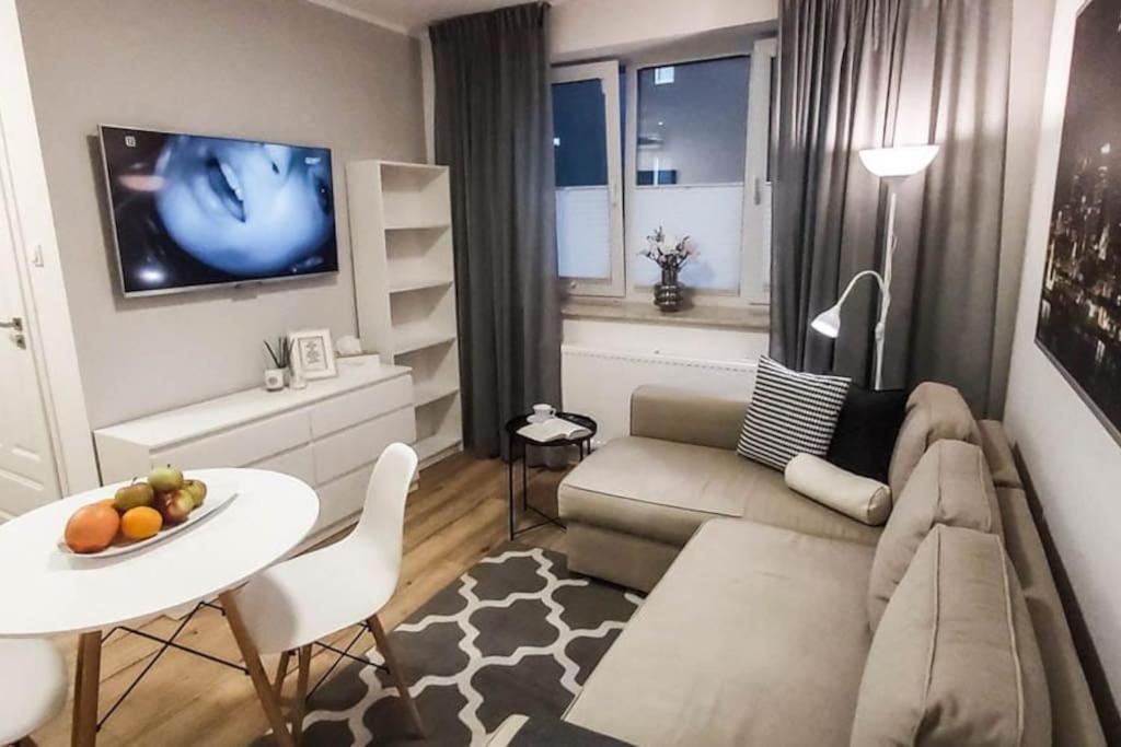Bezagenta Mozart3 Studio Easy Access To City Wifi Warszawa Exteriör bild